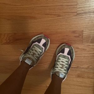 Gucci sneakers